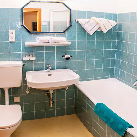 Fruehstueckspension & Faednerspitze 3* Galtuer