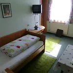 Fruehstueckspension & Faednerspitze