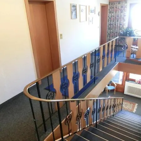 Frühstückspension&ferienhaus Fädnerspitze 3*